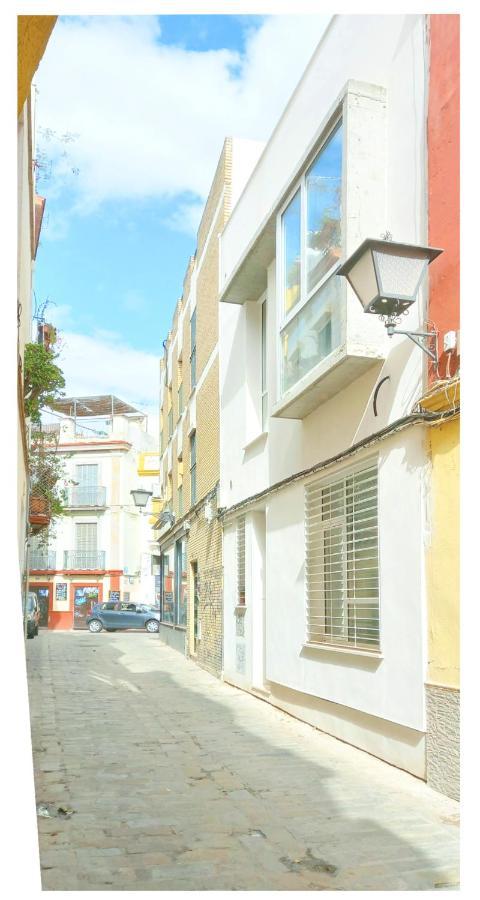 Casa Entera E Independiente Con Parking En Pleno Centro De * Seville