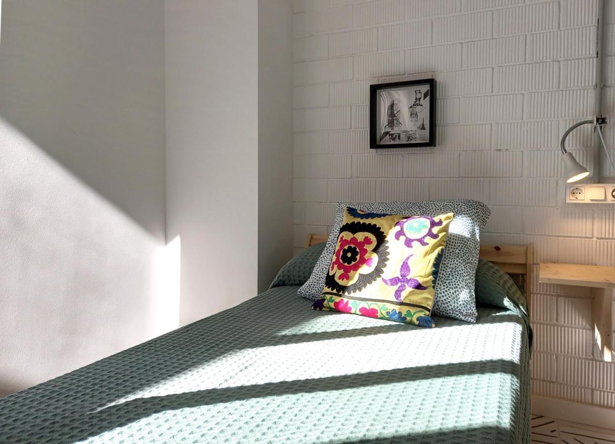 Casa Entera E Independiente Con Parking En Pleno Centro De Séville